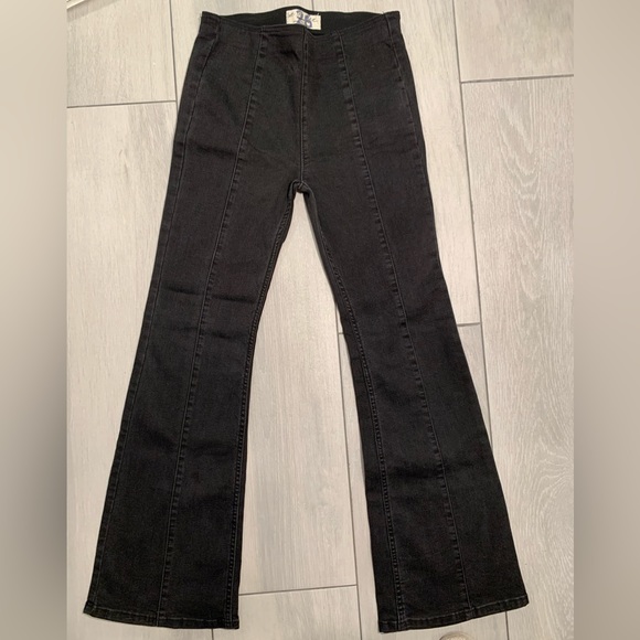 | FREE PEOPLE | Penny Pull-On Flare Jeans Black Size 26 - Picture 5 of 9
